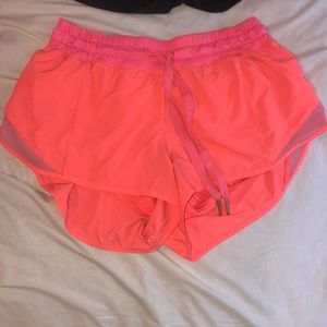 RARE lululmeon hotty hot shorts